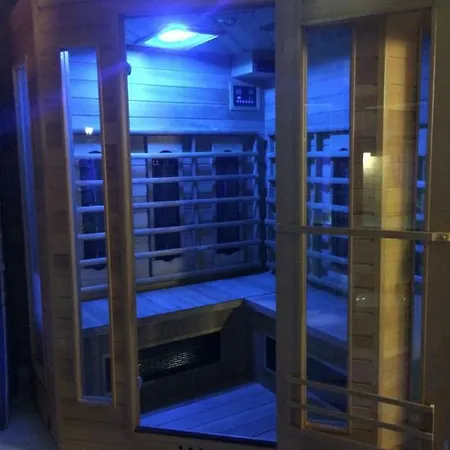 D Jacuzzi Piscine Sauna Prives Gasthuis Villematier